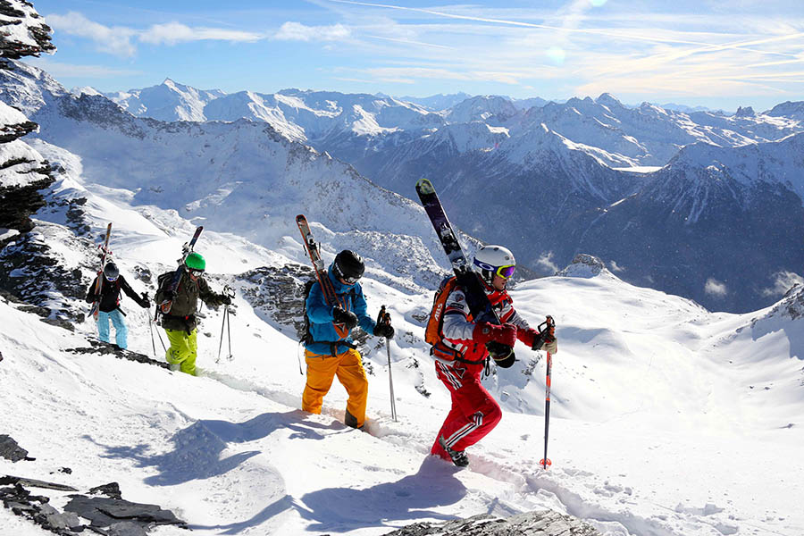 Snowsports and non-skiing activities